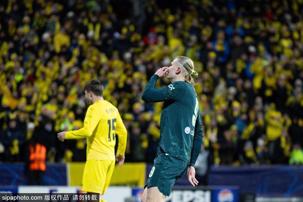 真退钱!曼城球迷在北极圈目睹球队惨案 球员集资补偿